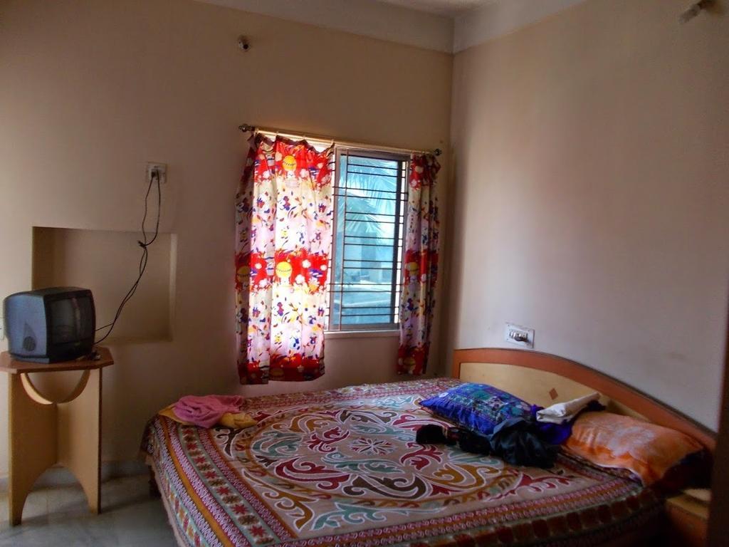 Rishaan Guest House Puri Buitenkant foto
