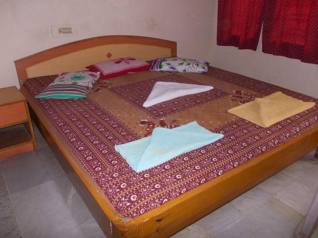 Rishaan Guest House Puri Kamer foto